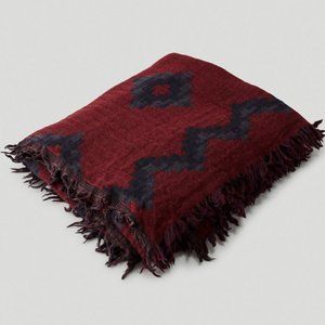 Aritzia Wilfred Diamond Mosaic Blanket Scarf